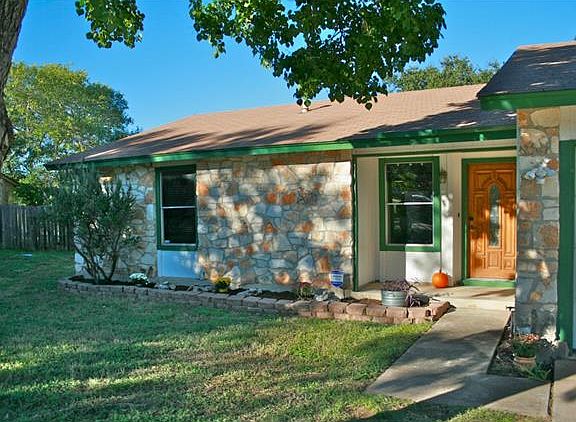 2nd image of 602 Mistywood Cir