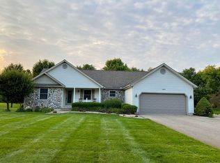 1787 Williamsburg Dr, Adrian, MI