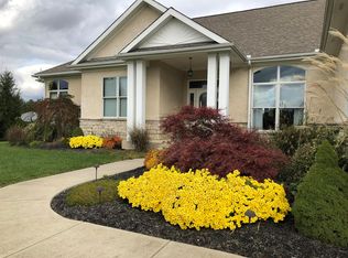 1174 W Slate Ridge Dr, Canal Winchester, OH 43110