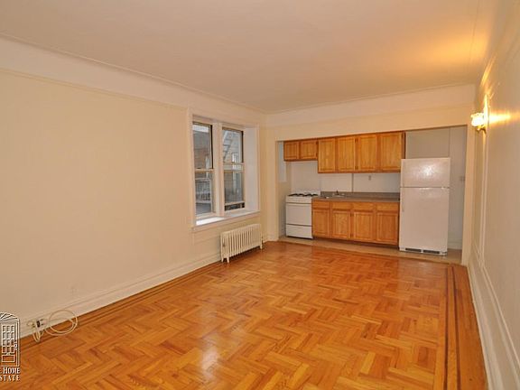 3rd image of 4129 46th St APT 5k
