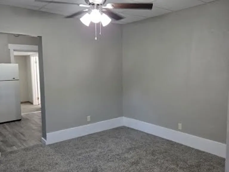 801 S Millwood Ave — Photo 13