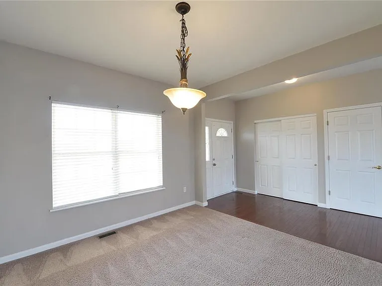4644 Richmond Forest Dr — Photo 6