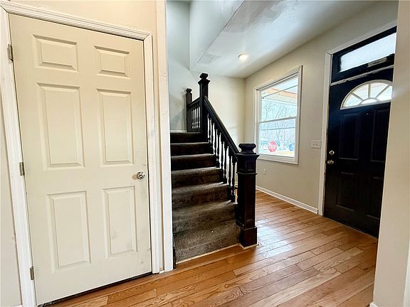 3rd image of 841 2nd Ave