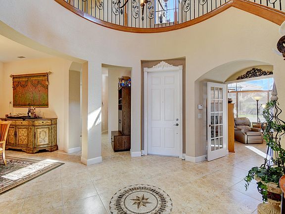 3rd image of 10342 Medicis Pl