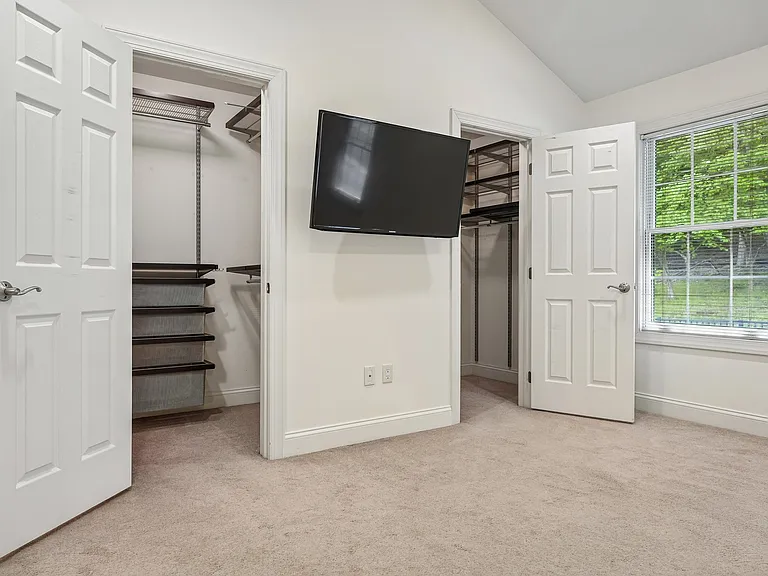 36 Bloomfield Ave — Photo 17