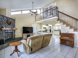 16304 Sago Rd, Apple Valley, CA 92307