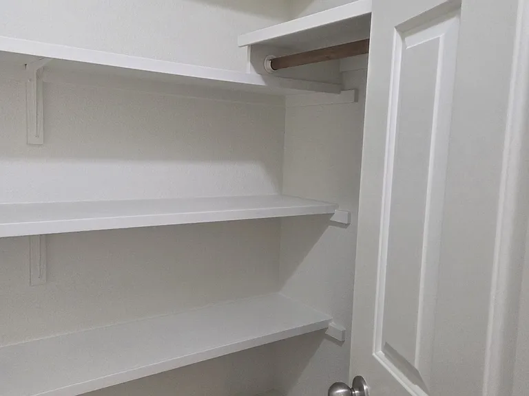 920 Cove Arm Cir — Photo 12