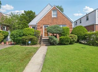 150 Heathcote Rd, Elmont, NY 11003