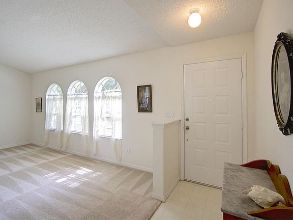 3rd image of 4968 Alamanda Dr
