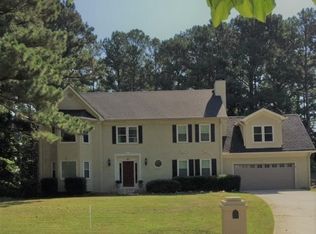 987 Pinbrook Dr, Lawrenceville, GA 30043