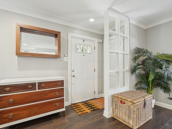 4th image of 7611 W Bloomingdale Ave