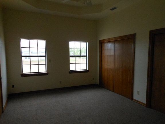 5th image of 509 Melanie Dr