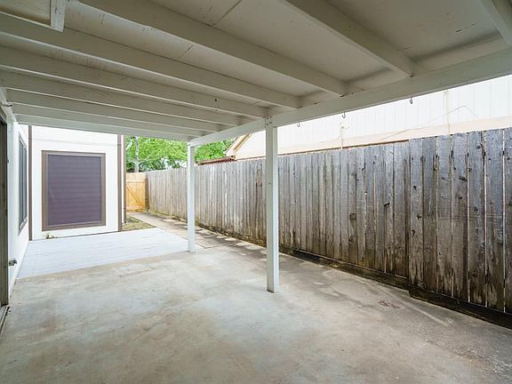 3rd image of 3511 Golders Green Dr