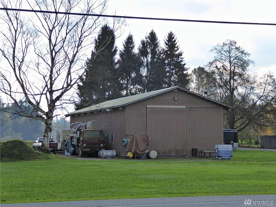 2nd image of 1191 Birch Bay Lynden Rd