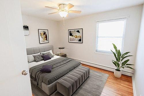 4th image of 2034 Yorkshire Ave #2048-102