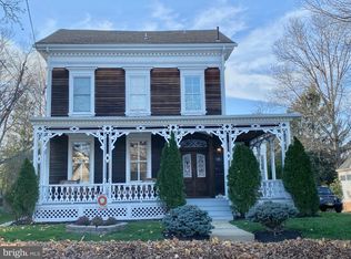 536 S Main St, Hightstown, NJ 08520