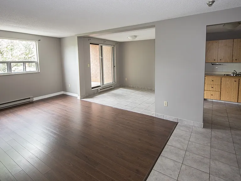 1310 Nesbitt Dr — Photo 3