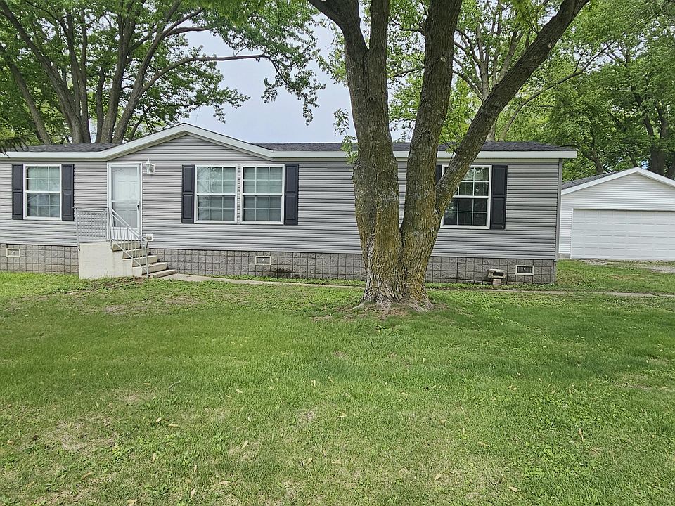 1st image of 4910 Pershing Dr