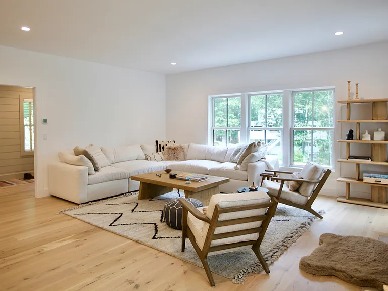 9 Fox Hollow Rd — Photo 6