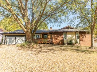 1855 E Valley Water Mill Rd, Springfield, MO 65803