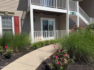 105 Players Circle, Tinton Falls, NJ 07724