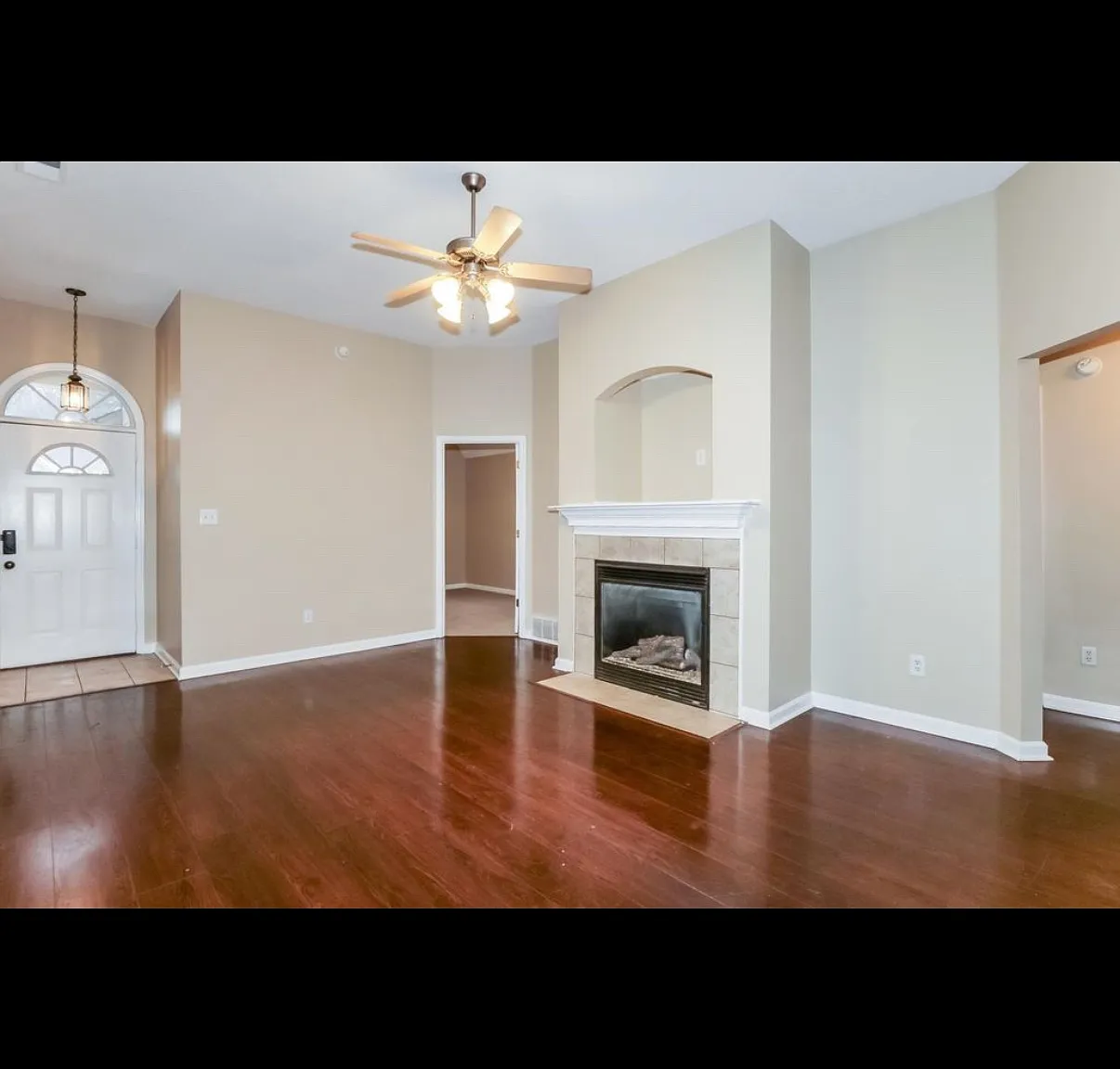 3 bed, 1300 sqft, $1,850 — Photo 4