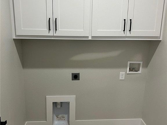 5th image of 5 Hastings Ln