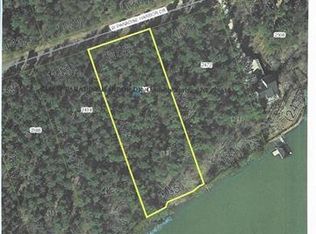 2446 W Paradise Harbor Dr, Connelly Springs, NC 28612