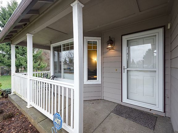 3rd image of 9011 NE 73rd St