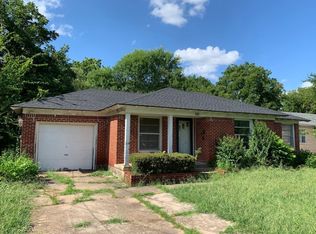 611 W Main St, Lancaster, TX 75146