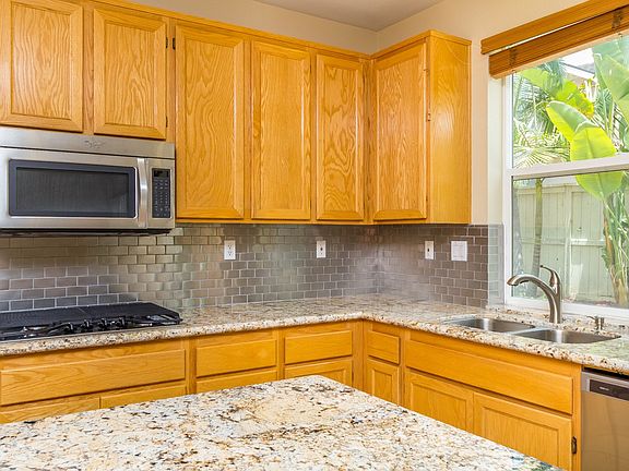 5th image of 16479 Ambrose Ln