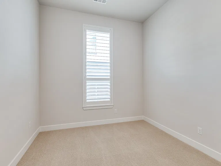 15522 Cormorant St — Photo 21