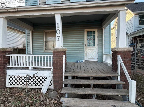 107 NW Taylor St, Topeka, KS 66603