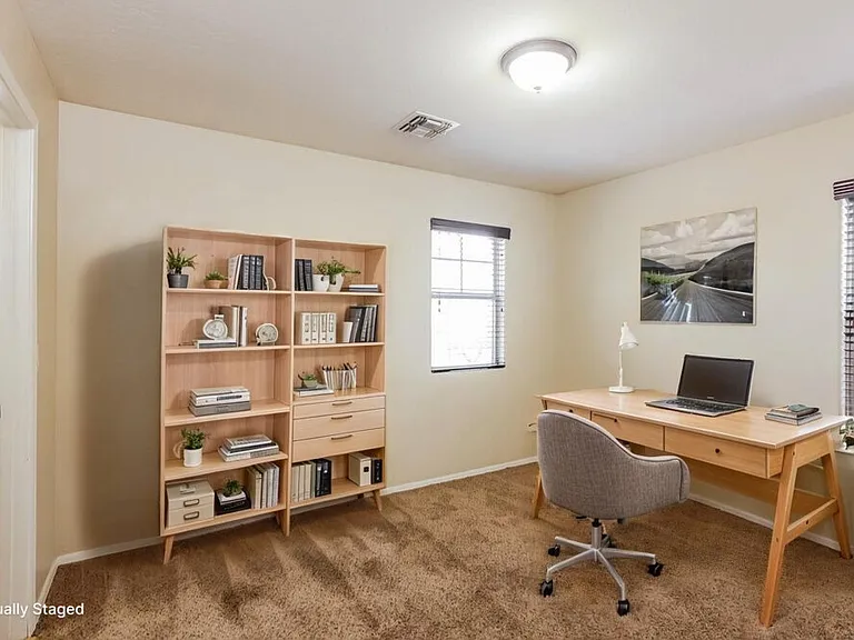 7117 W Sophie Ln — Photo 16