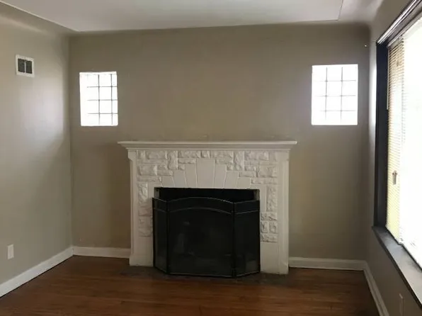 1098 Melvin Ave, Saint Louis, MO 63137