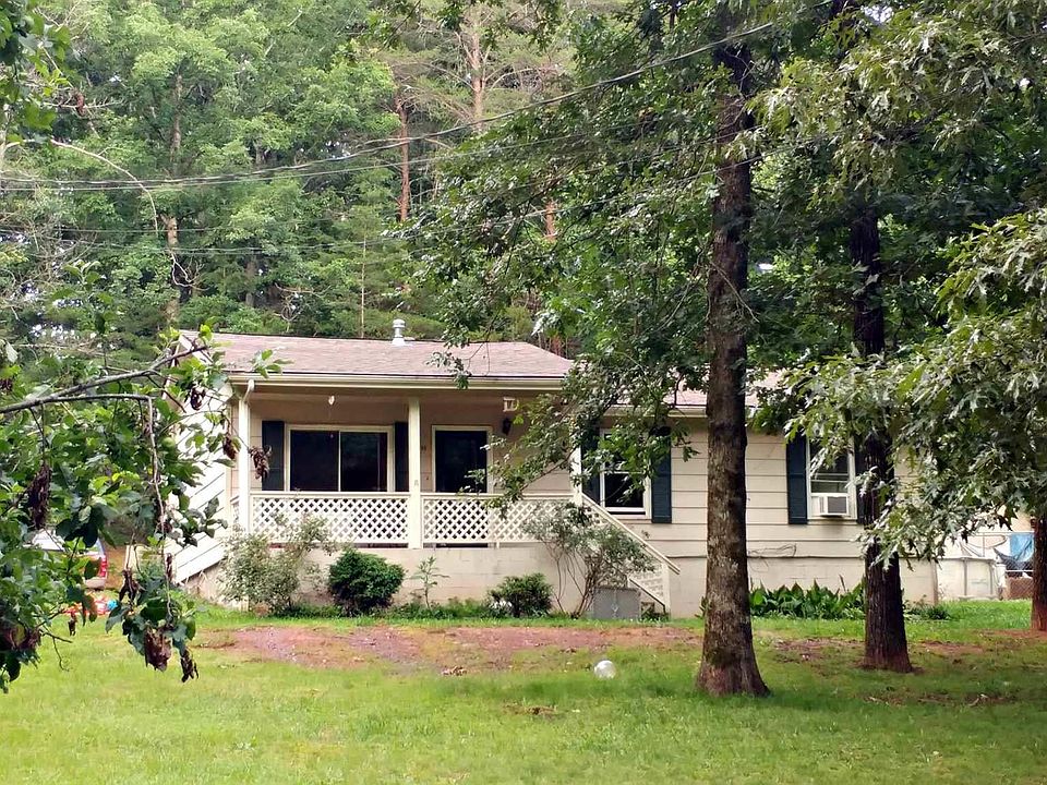 1st image of 198 Dogwood Ln