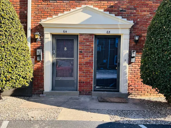 1926 Goldsmith Ln Unit 65, Louisville, KY 40218