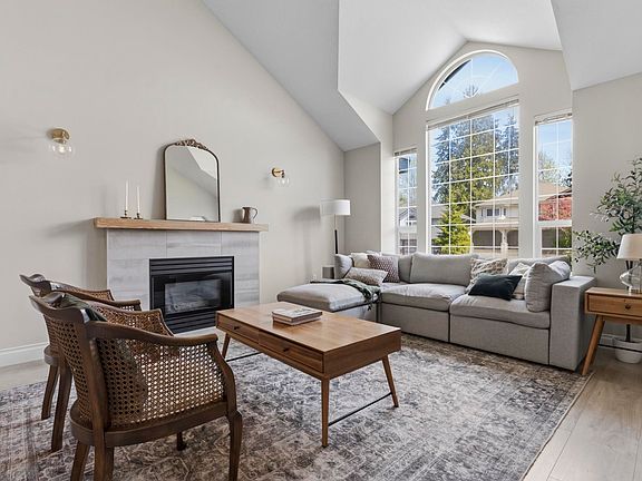 5th image of 23623 Tamarack Ln