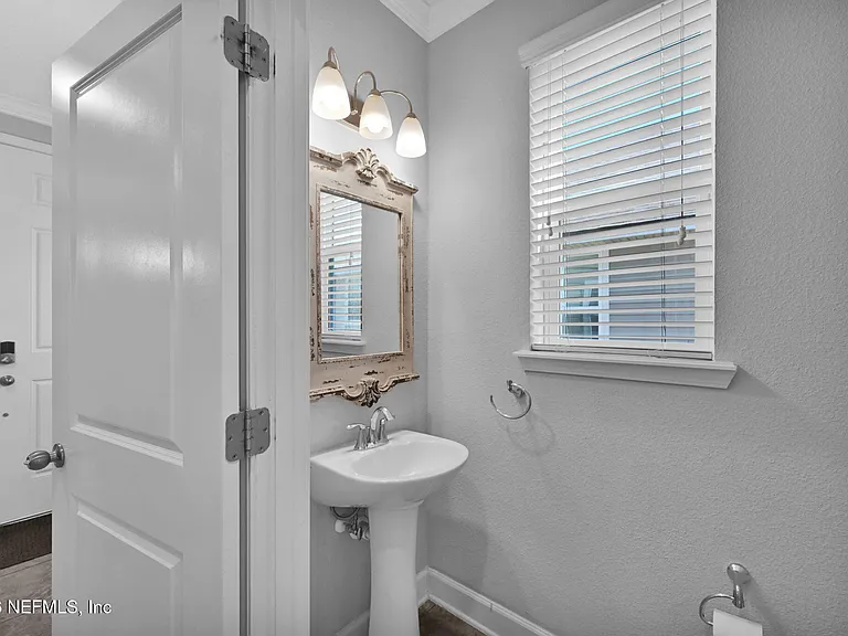 51 Foxcross Ave — Photo 52