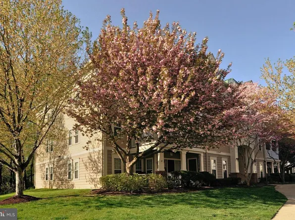 13103 Millhaven Pl #8, Germantown, MD 20874