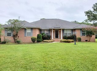 131 Crestwood Dr, Thomasville, GA 31792