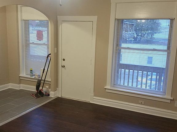 4th image of 6834 W Windsor Ave #D4