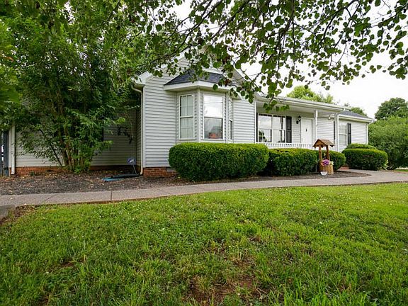 2nd image of 607 Hogan Dr