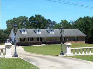 9480 Gallops Creek Dr, Wilmer, AL 36587