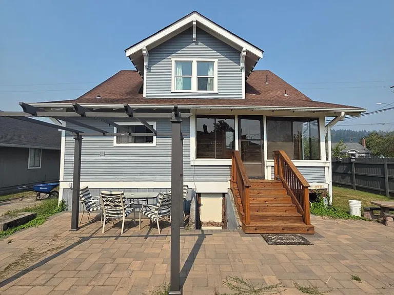 481 SW Cascade Ave — Photo 22