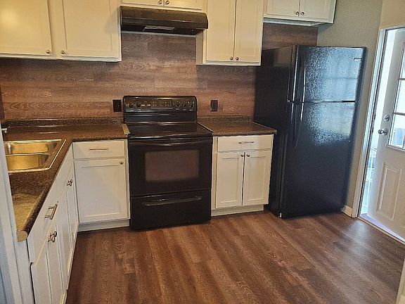 3rd image of 113 Woodland Dr #1033