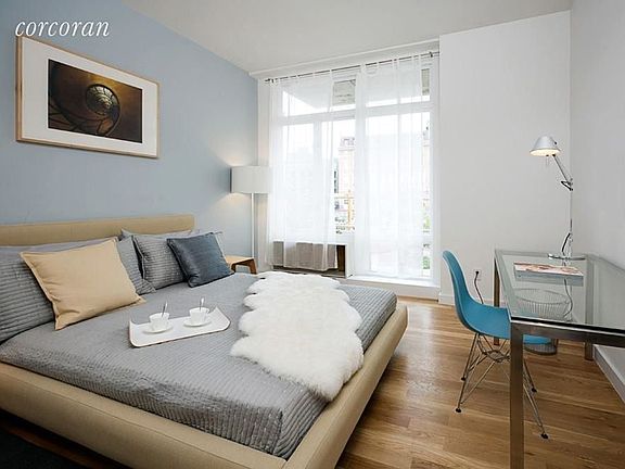 3rd image of 342 E 110th St APT 3C