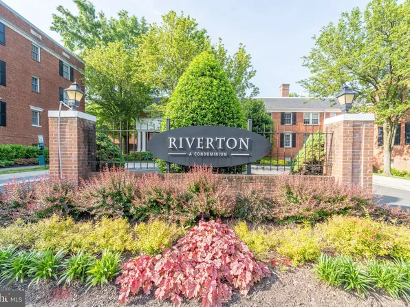 610 Bashford Ln Unit 1323, Alexandria, VA 22314