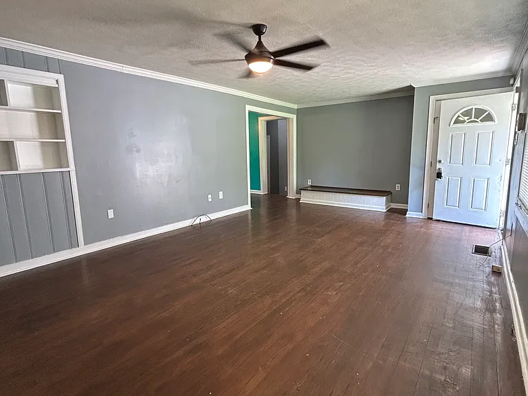 270 Shady Pine Ln — Photo 1