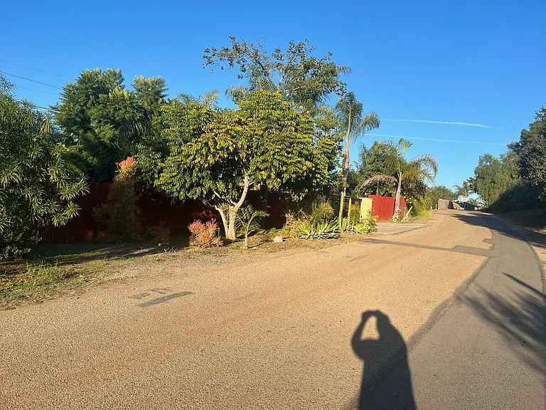 Green Hills Way — Photo 9